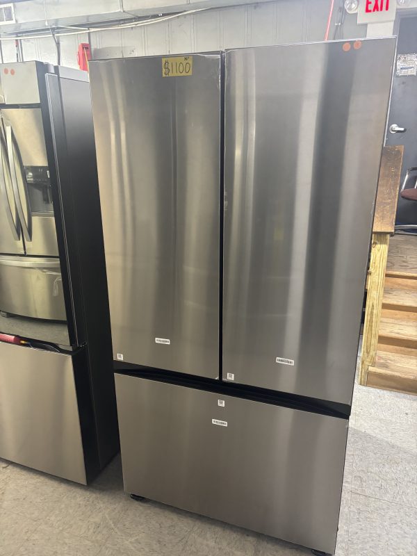 NEW scratch & dent Samsung Bespoke 3-Door French Door Refrigerator 30 Cu. ft RF30BB6200QL